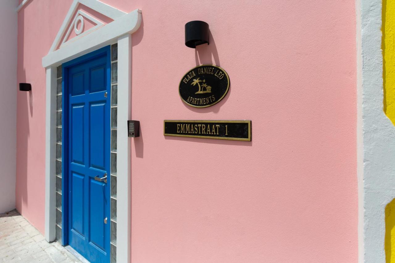 Oranjestad City Suites Bagian luar foto