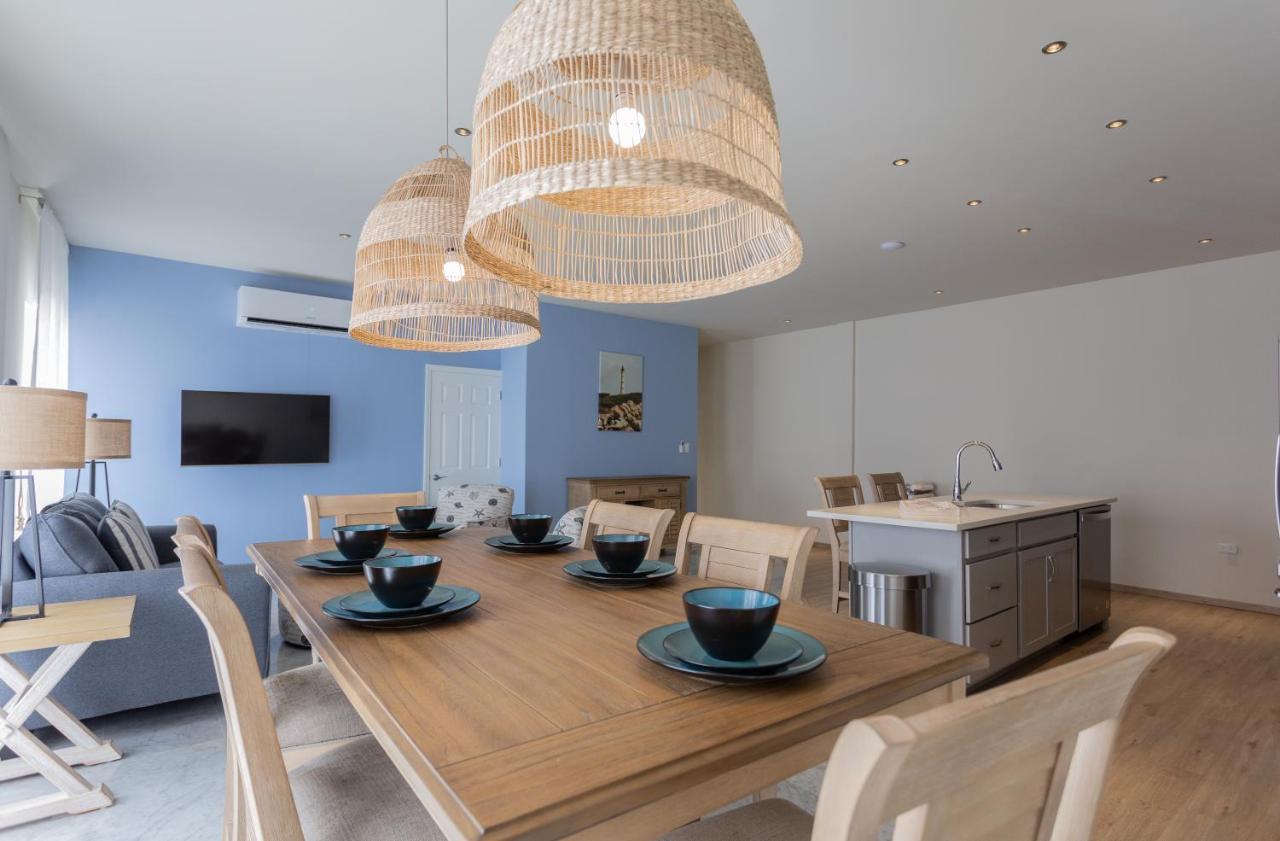 Oranjestad City Suites Bagian luar foto