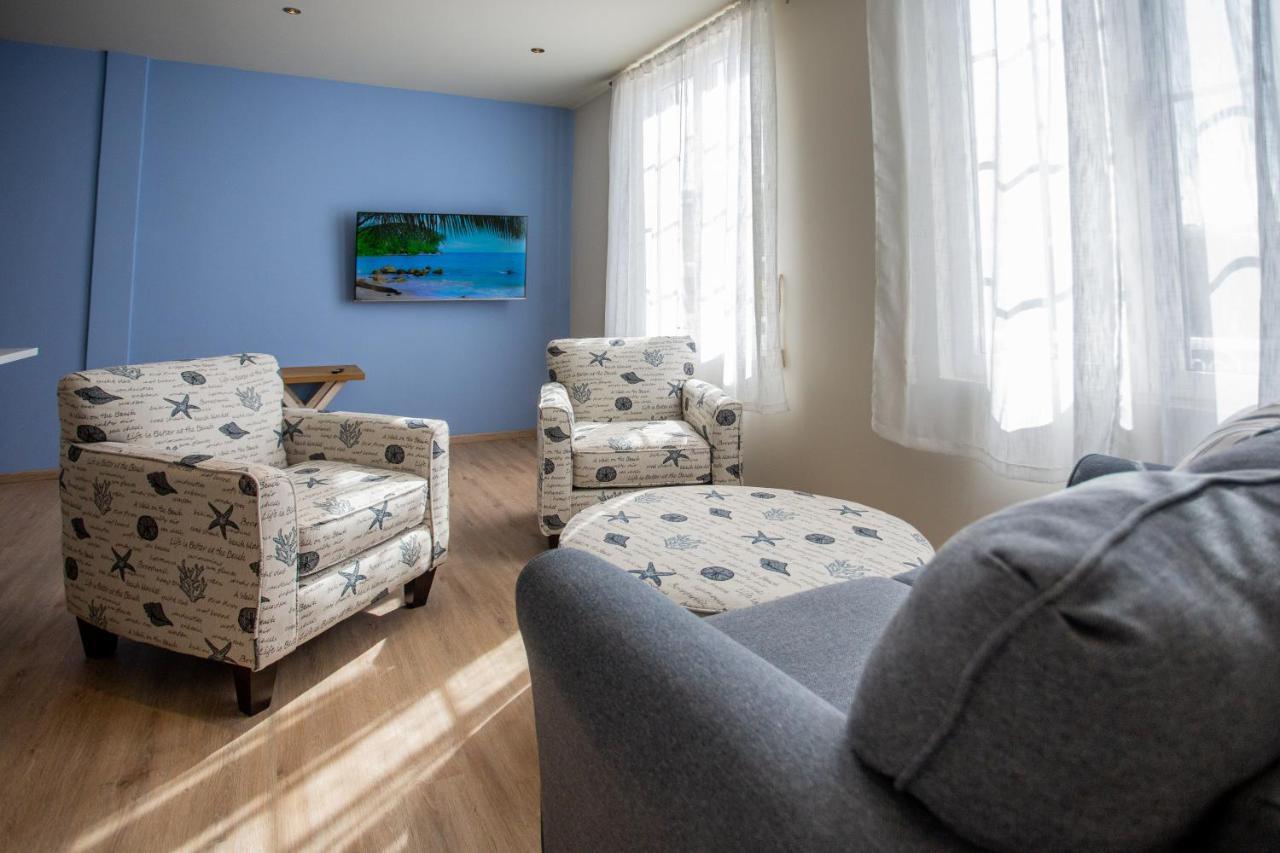 Oranjestad City Suites Bagian luar foto